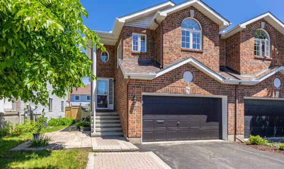 127 Castle Glen -- Glen Cairn -- OPEN HOUSE